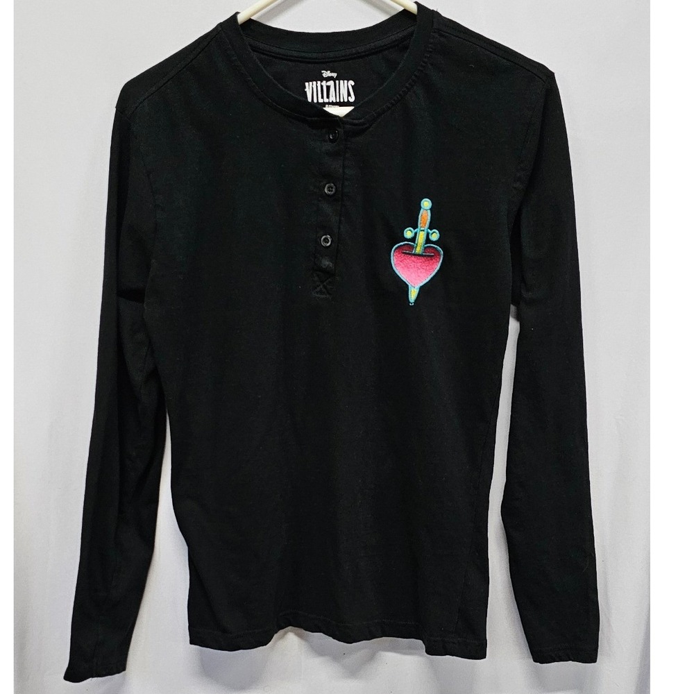 Disney Villains LootWear Henley Shirt Black Poison Apple Heart Dagger Mens M